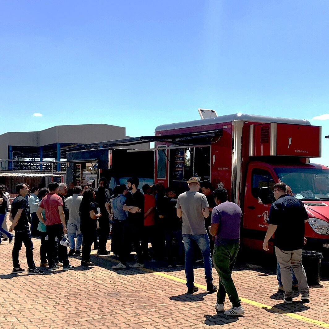 Os Melhores Food Trucks para Contratar: Sabores que Encantam seu Evento!